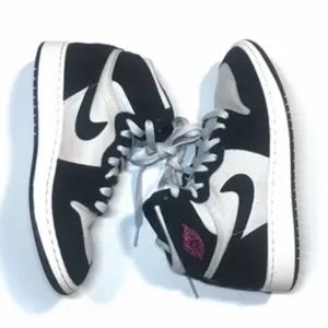 Meet your Posher, Kaila